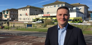 Shadow health secretary Wes Streeting visits Cornwall