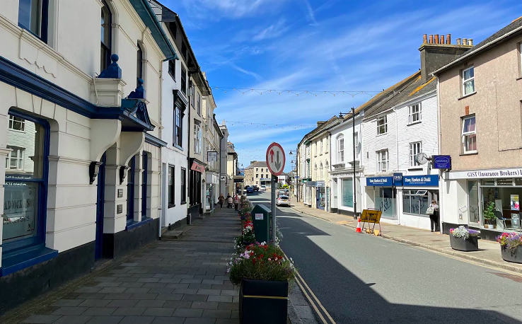 A really quiet Fore Street in Callington. Picture: Lee Trewhela / LDRS