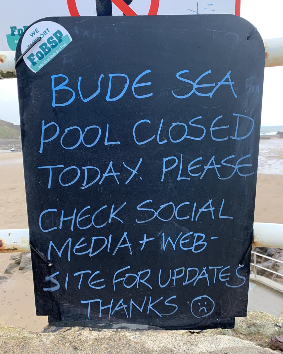 Dead animal forces Bude Sea Pool closure bude today