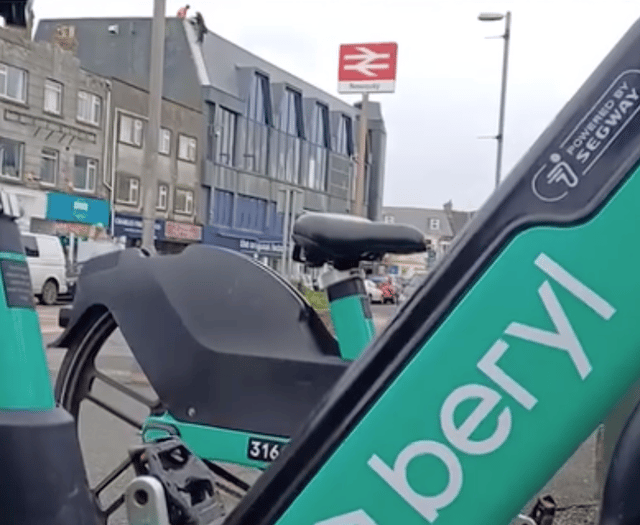 Get on your Beryl Bike in Cornwall for free daily journeys