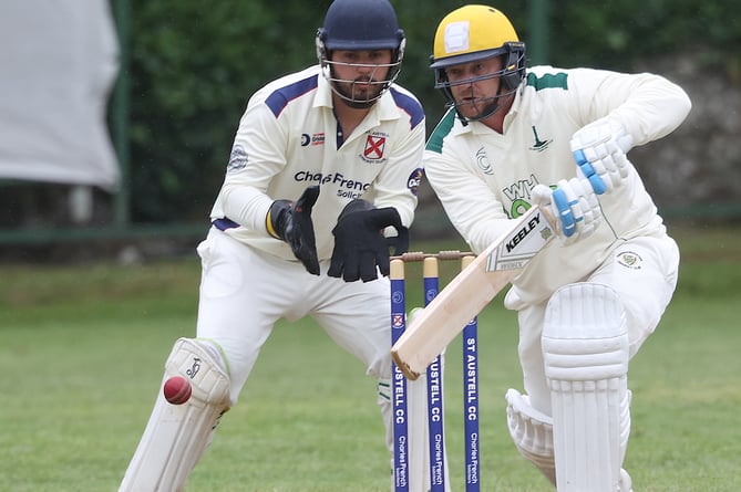 Callington skipper Graham Wagg smashed 80 from 66 deliveries to set up their imposing score of 225-8 from 33 overs.