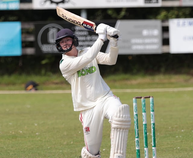 Allsop heroics keep ECB Cornwall Premier League title race alive