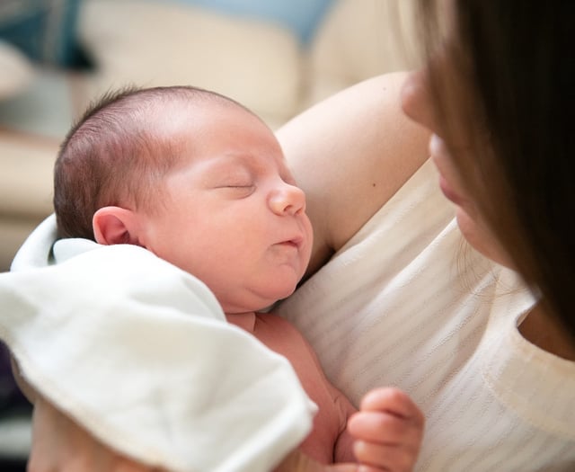 More than 100 businesses sign up to breastfeeding support scheme