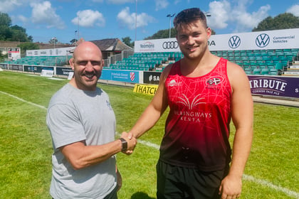 Pirates sign Cornish lock Hallam