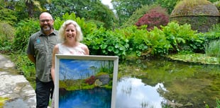 Cornish artist celebrates Cotehele gardeners