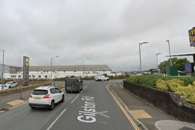 A new trial is set to start at the end of the month preventing vehicles from turning right out of the junction for Gilston Road in Saltash